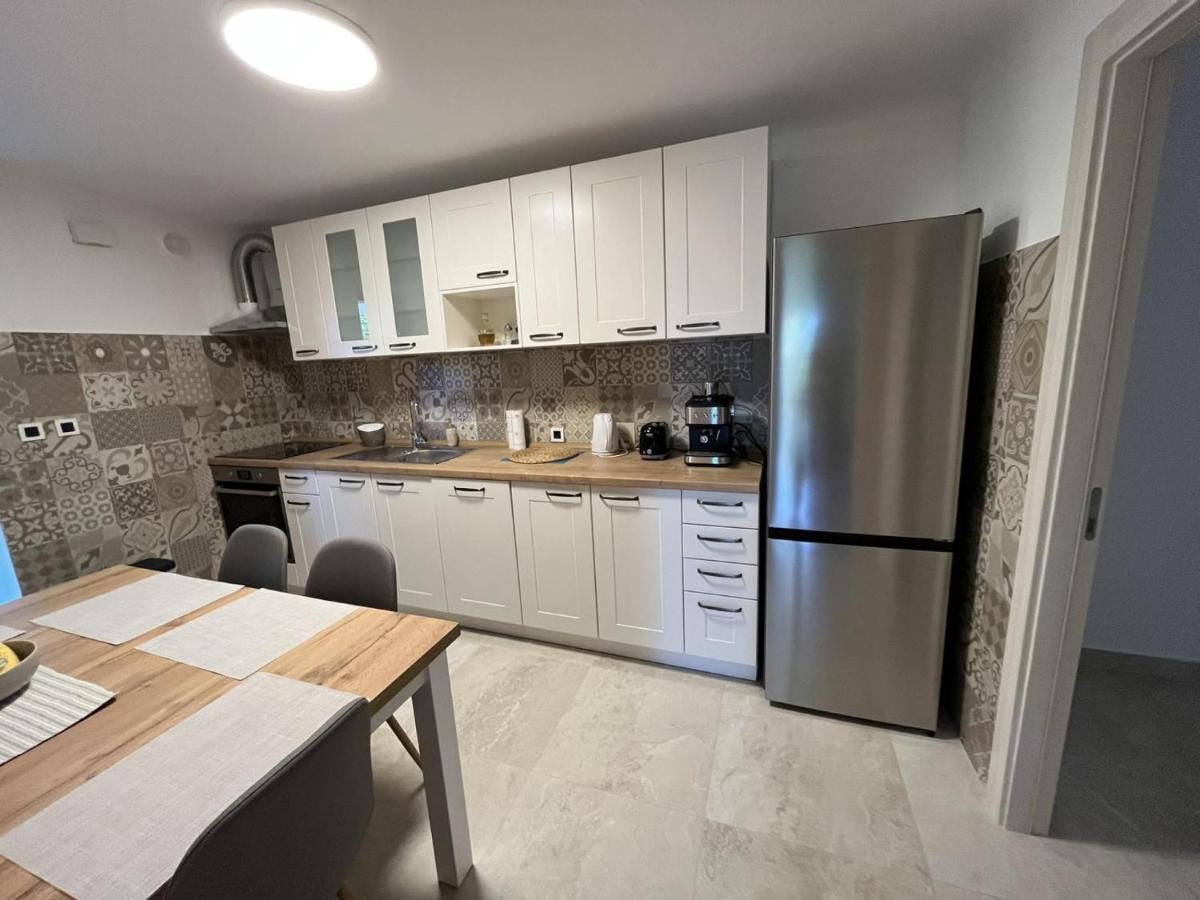 Apartment Hermes Lovran Eksteriør billede